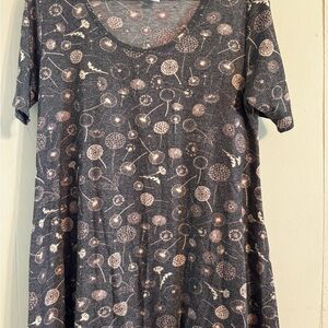 Simply Couture Dandelion Print Short Sleeve Top